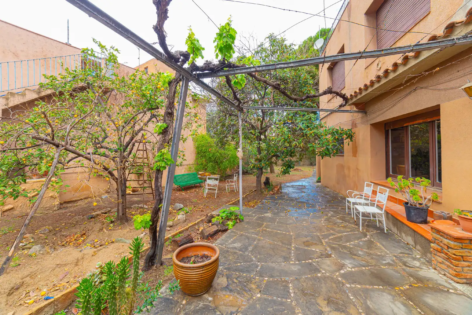 Garden of Houses for sale in Sant Feliu de Llobregat  with Heating, Private garden and Balcony