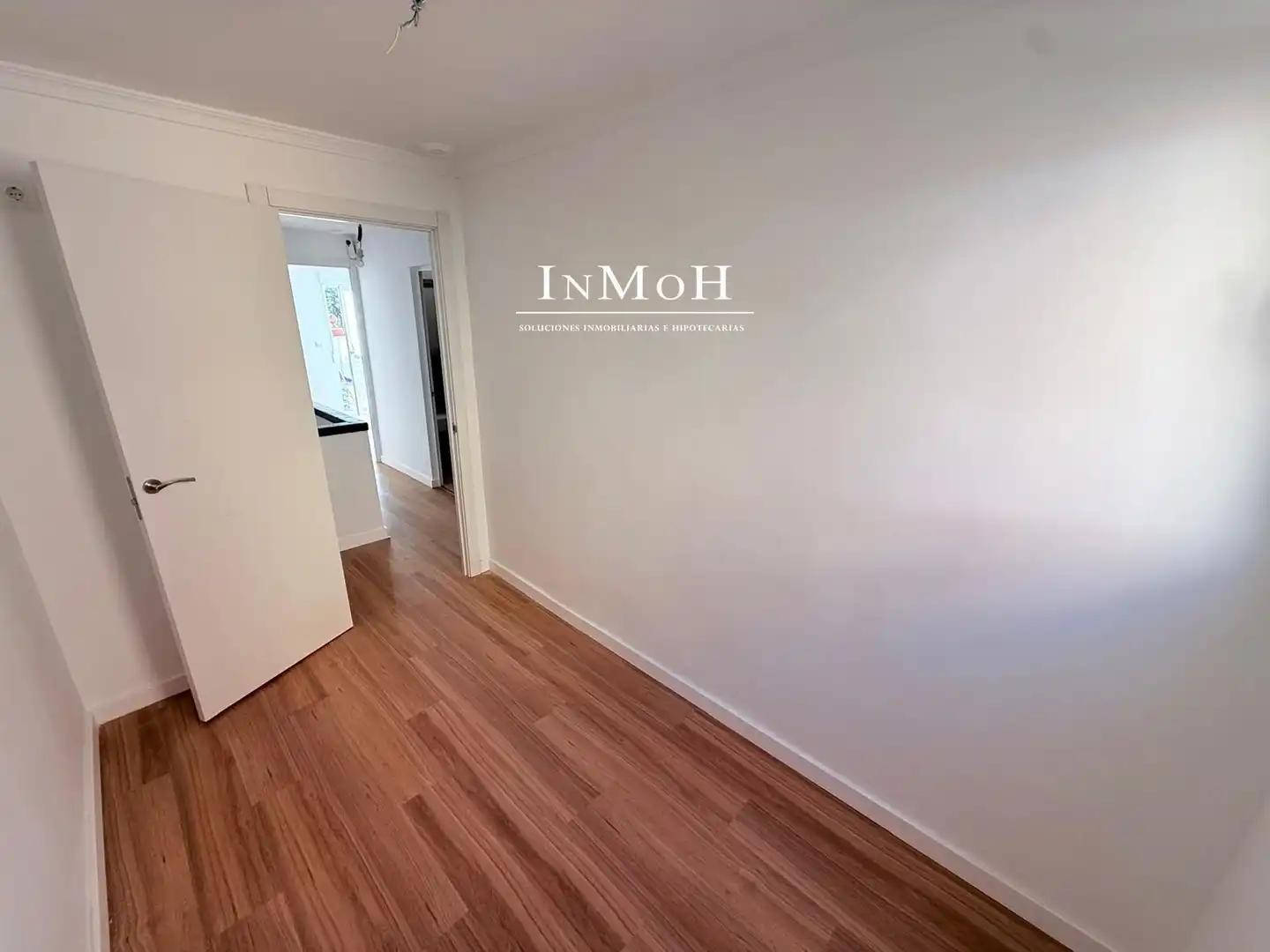 Casa adosada en venta en San Fernando con Balcón y Alarma