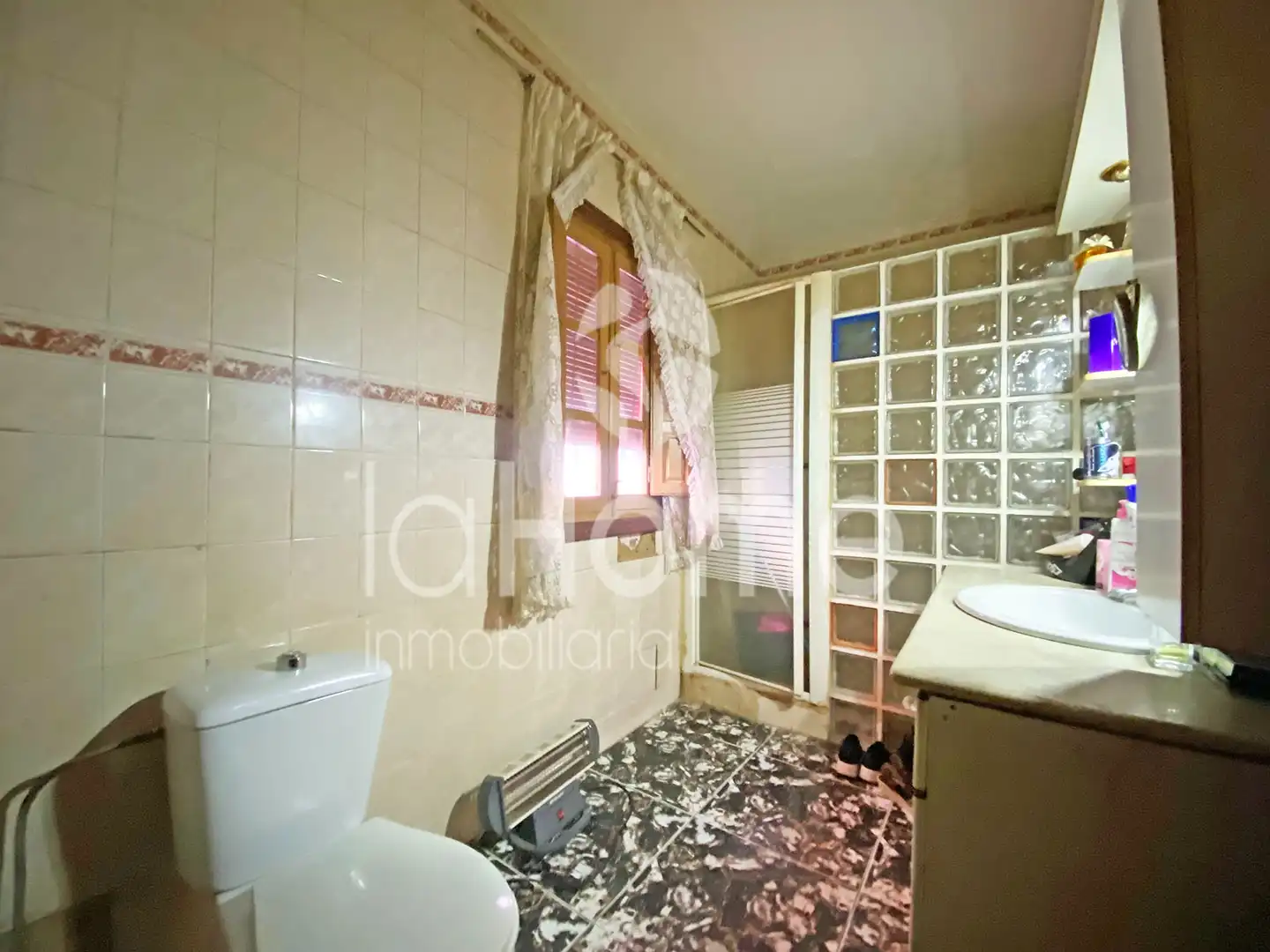 Bany de Casa o xalet en venda en Paterna amb Aire condicionat i Terrassa