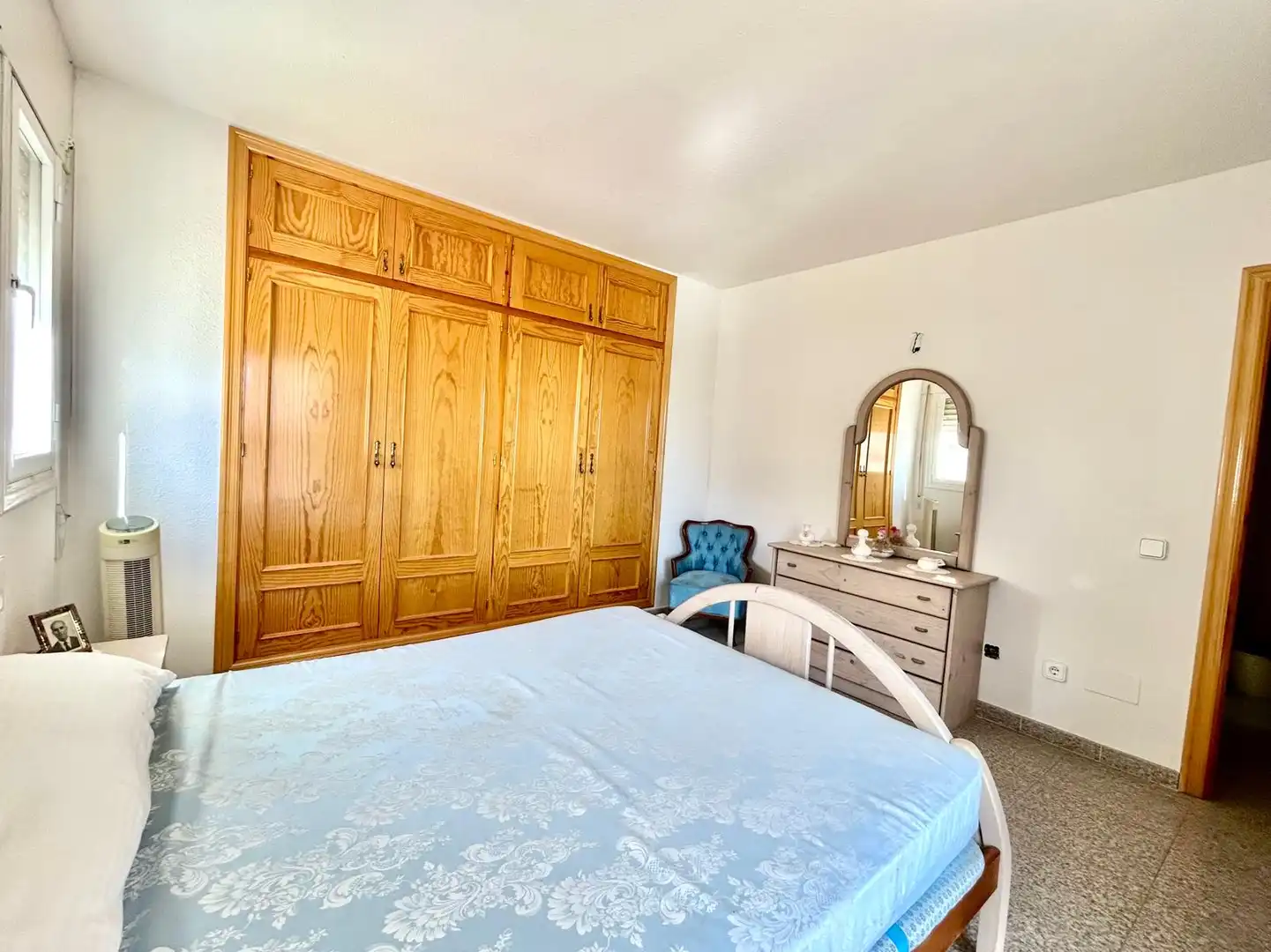 Habitación de Casa adosada en venta en Paterna del Río con Calefacción, Terraza y Trastero