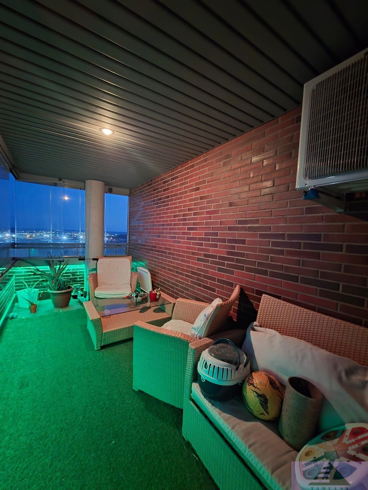 Piso en venta en El Quiñón