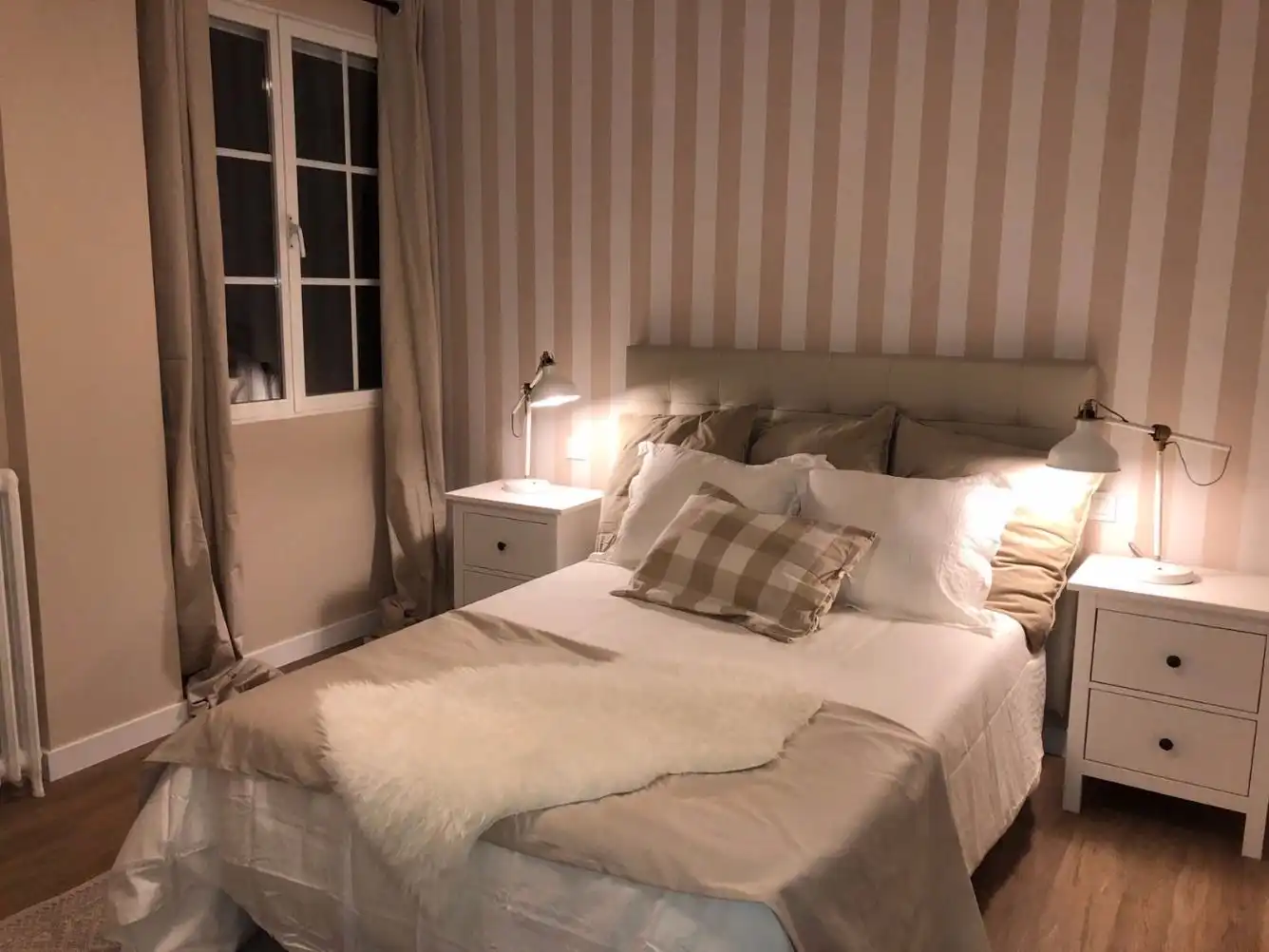 Schlafzimmer von Wohnung zur Miete in Madrid mit Klimaanlage, Heizung und Parkett