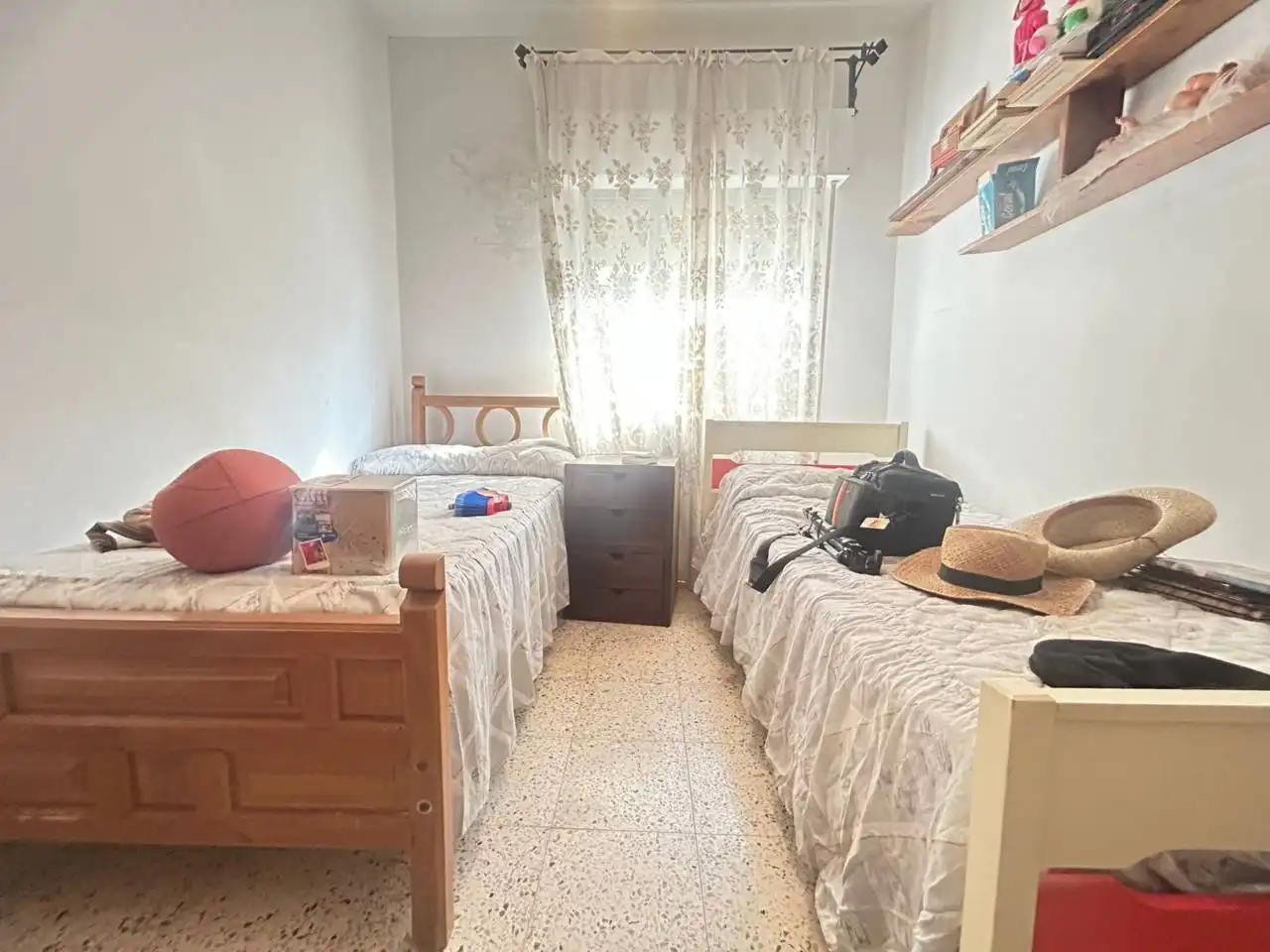 Dormitori de Casa o xalet en venda en Las Ventas Con Peña Aguilera amb Calefacció