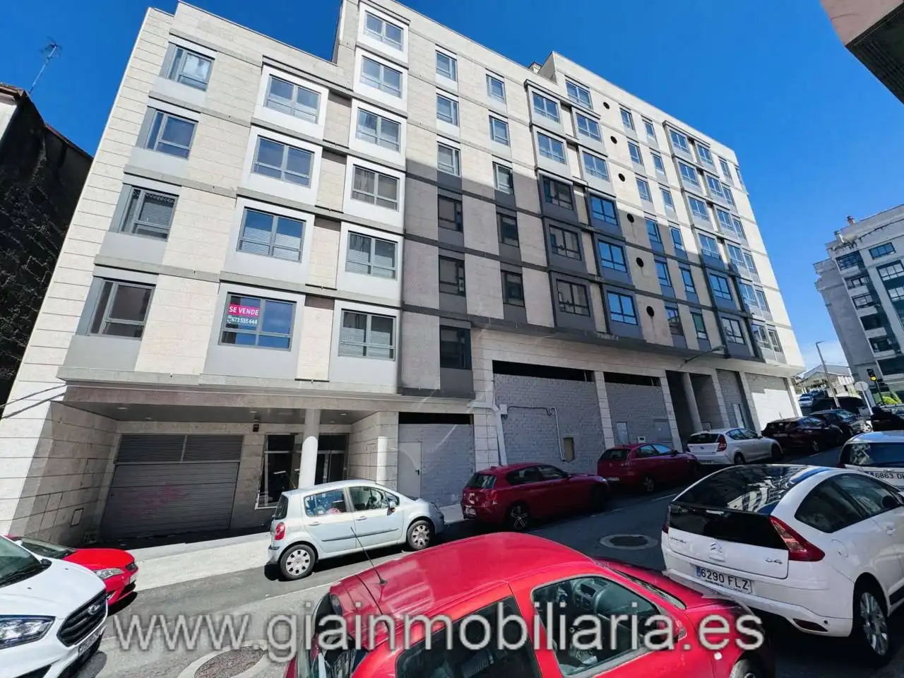 Aparcament de Local en venda en Vigo 