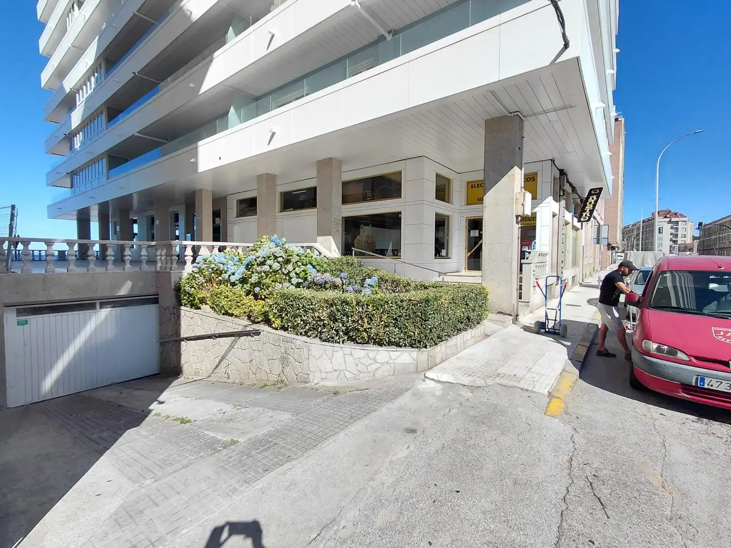 Local comercial de lloguer a Avenida de Rosalía de Castro, imagen 7