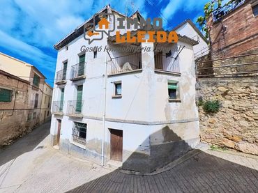 Maison mitoyenne avec balcon à vendre à Calle Sant Miquel 1
