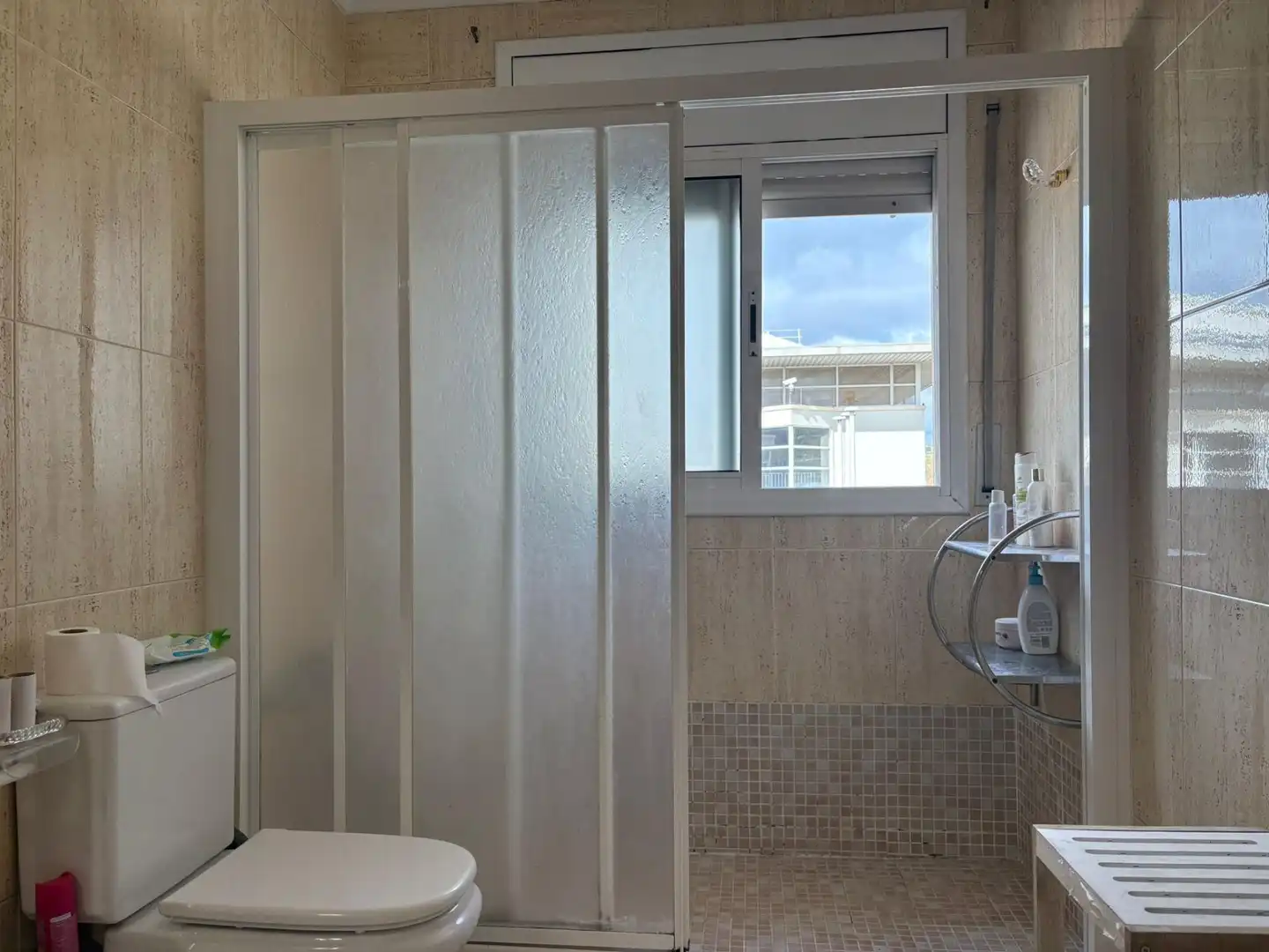 Badezimmer von Wohnung zum Verkauf in Granollers mit Klimaanlage, Heizung und Möbliert