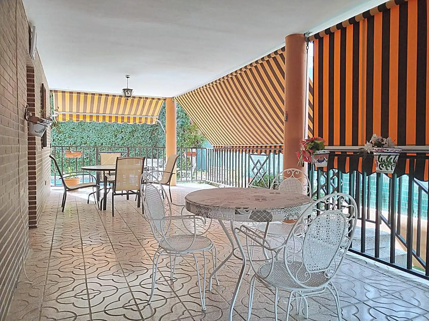 Terrace of Detached homes for sale in Los Villares
