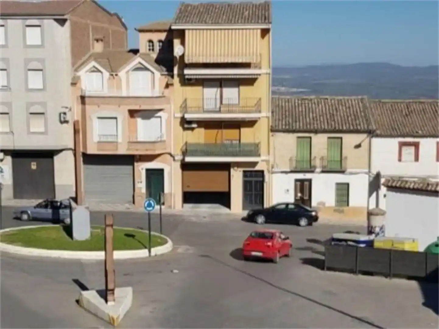 Vista exterior de Pis en venda en Villacarrillo amb Aire condicionat, Moblat i Balcó