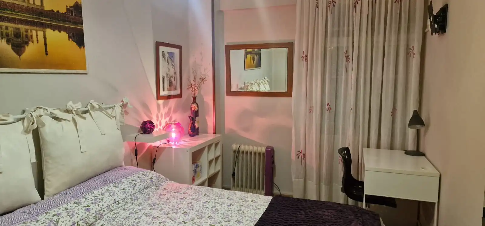 Bedroom of Flat for rent in Ferrol  with Furnished