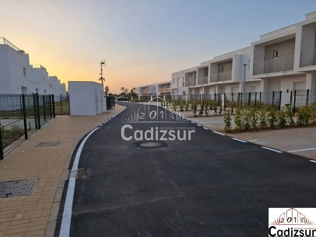 Casa adosada en venta en Puerto Real con Aire acondicionado, Calefacción y Jardín privado