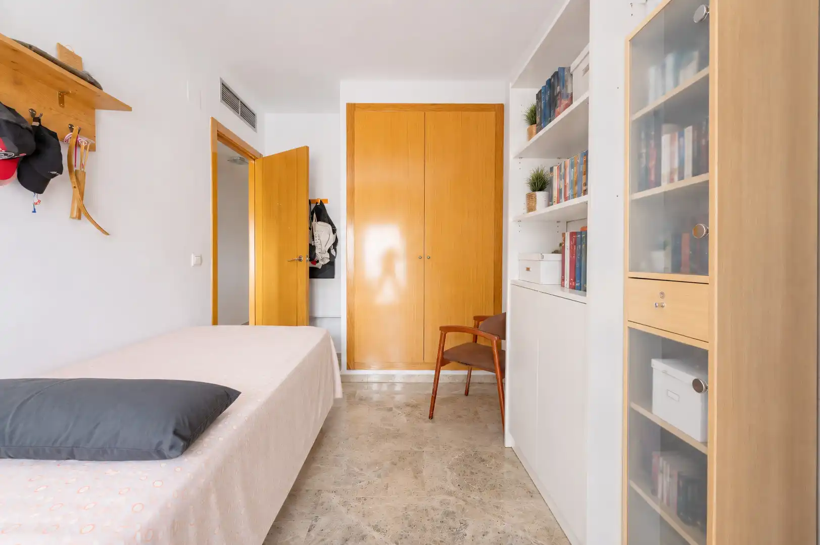 Habitación de Casa o chalet en venta en Massamagrell con Aire acondicionado, Terraza y Balcón