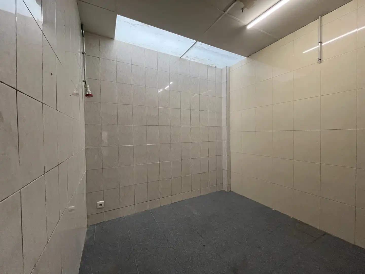 Geschaftsraum zur Miete in Girona