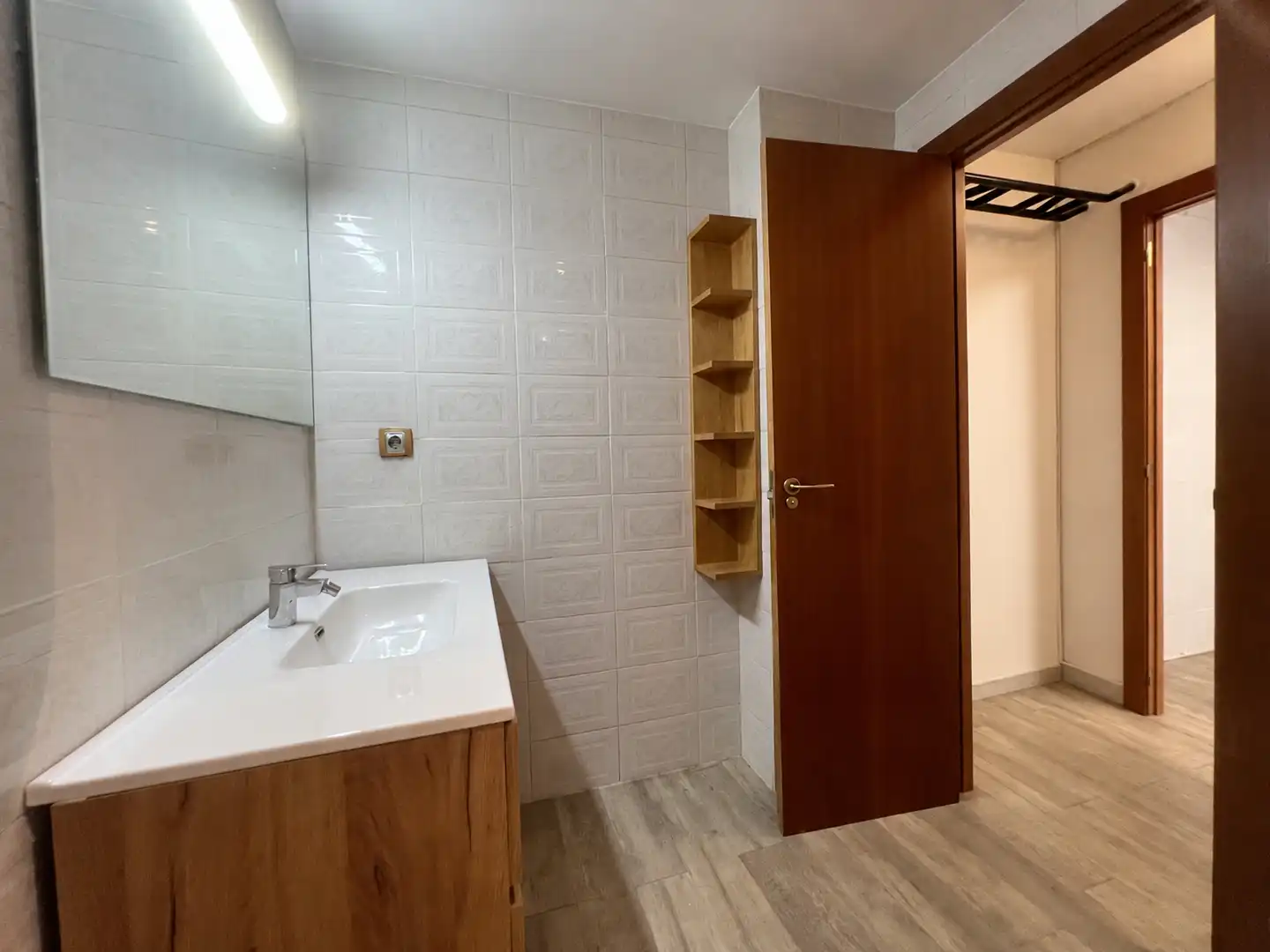 Bany de Pis en venda en Terrassa amb Aire condicionat, Terrassa i Moblat