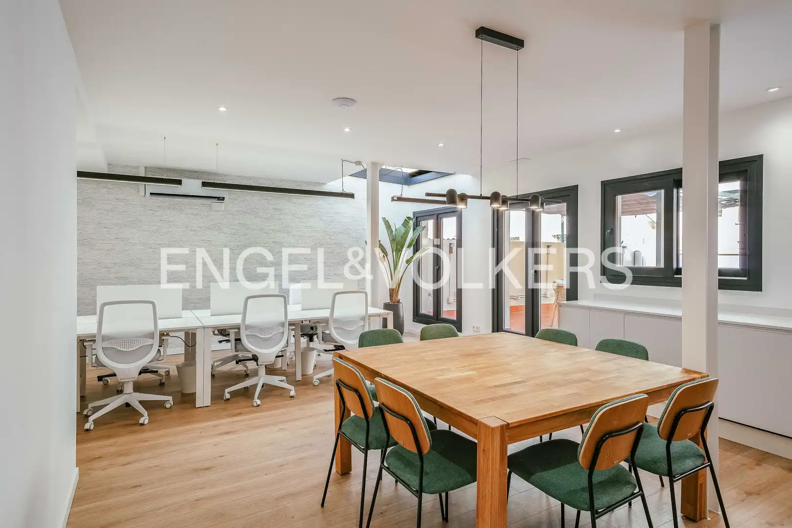 Piso en venta en Barcelona con Aire acondicionado, Calefacción y Terraza