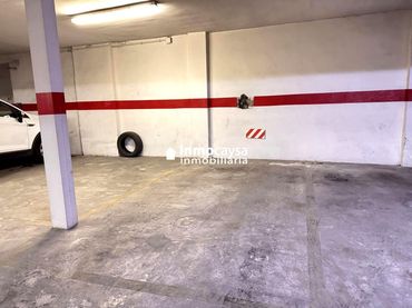 Parking to rent in calle Baixada Estació