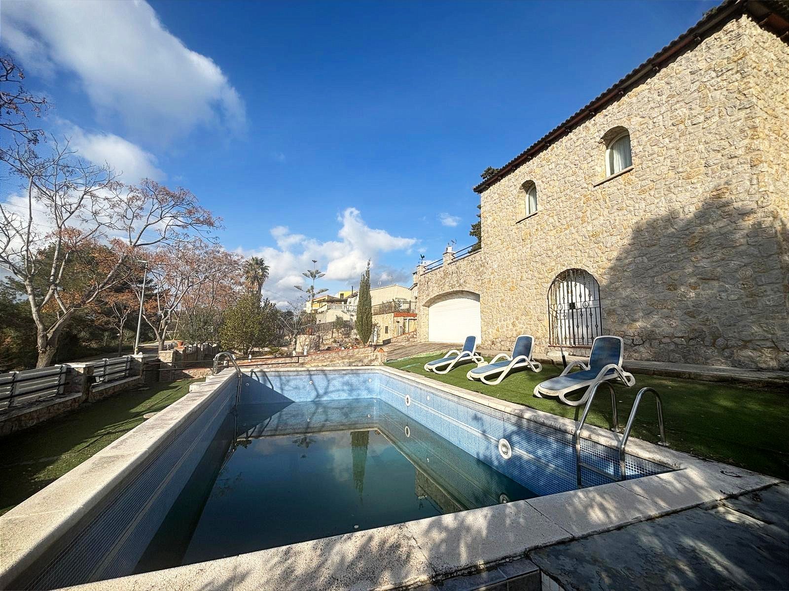 Piscina de Casa o xalet en venda en Sant Pere de Ribes amb Calefacció, Jardí privat i Terrassa