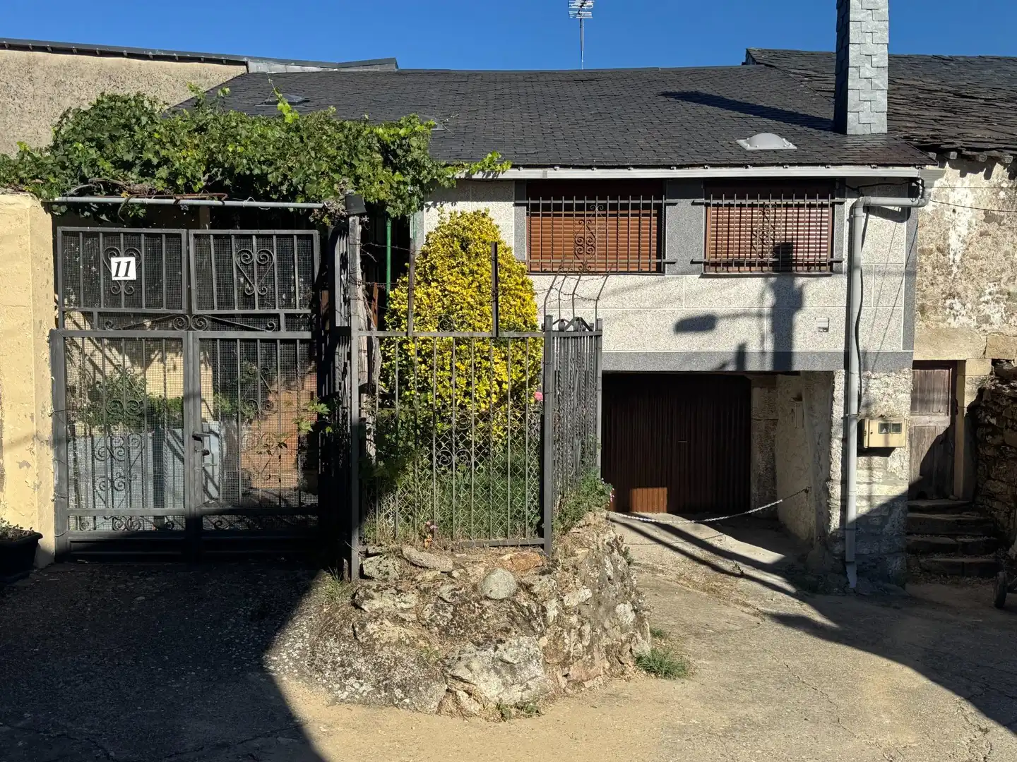 Vista exterior de Casa o xalet en venda en Lubián, Zamora