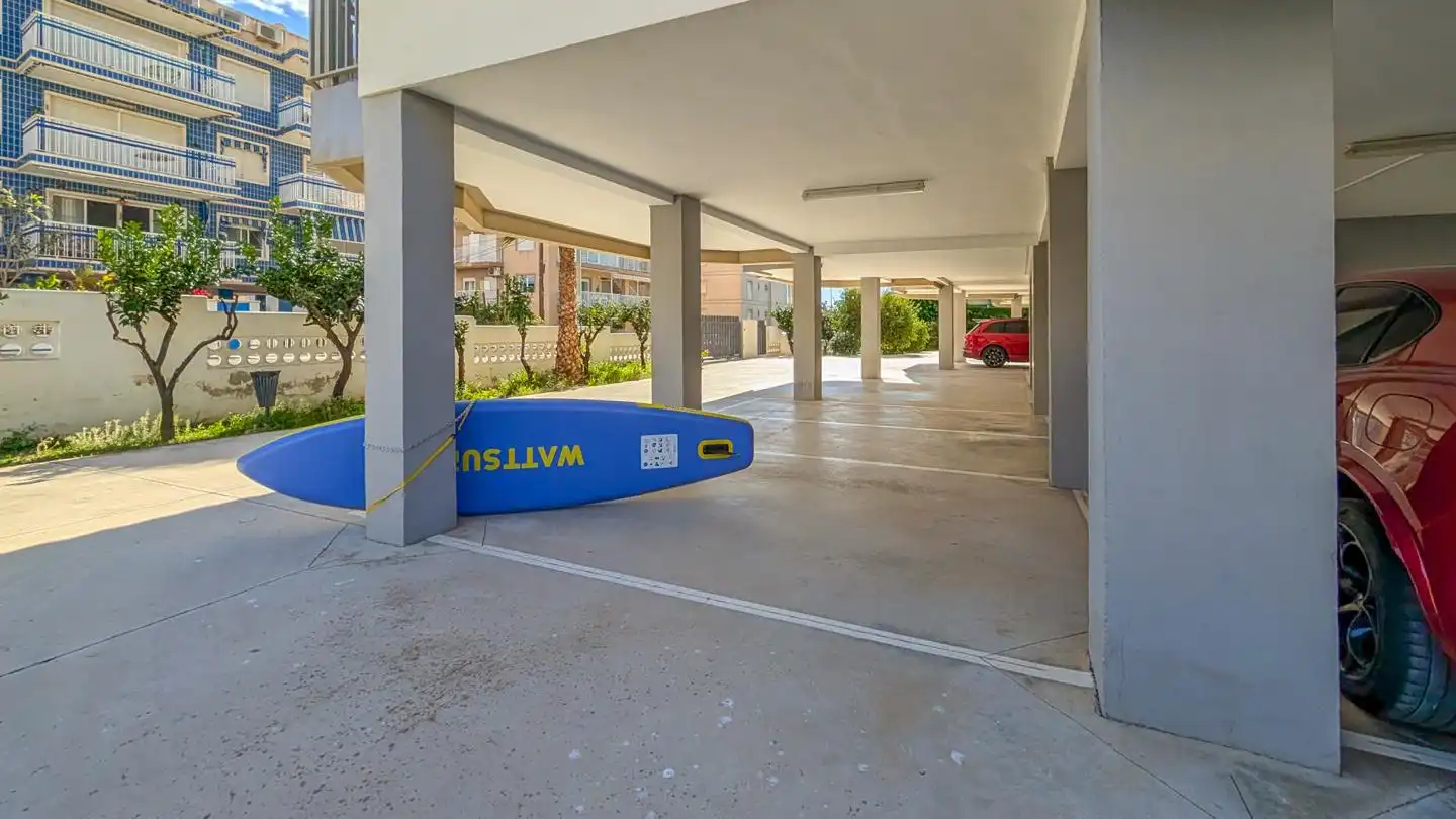 Parking de Piso en venta en Santa Pola con Terraza, Trastero y Amueblado