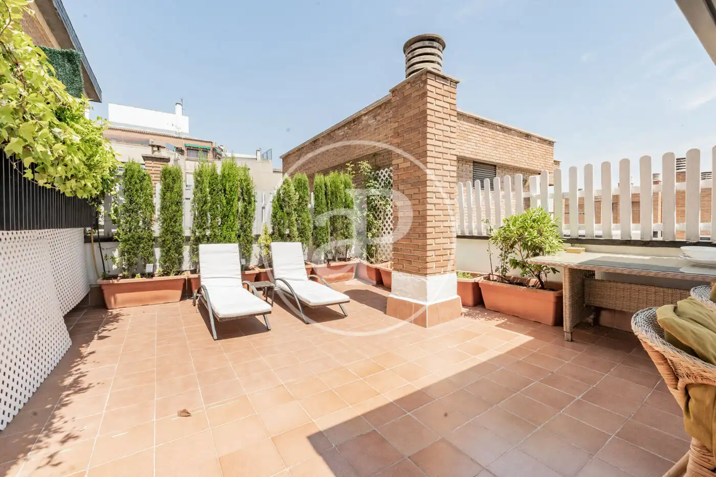 Piso en venta en C. de Pechuán, Ciudad Jardín