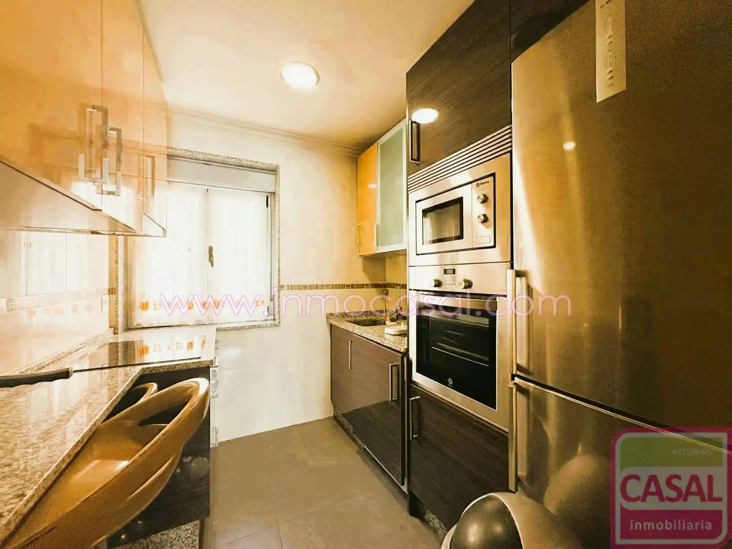 Cocina de Piso en venta en Mieres (Asturias) con Calefacción y Amueblado