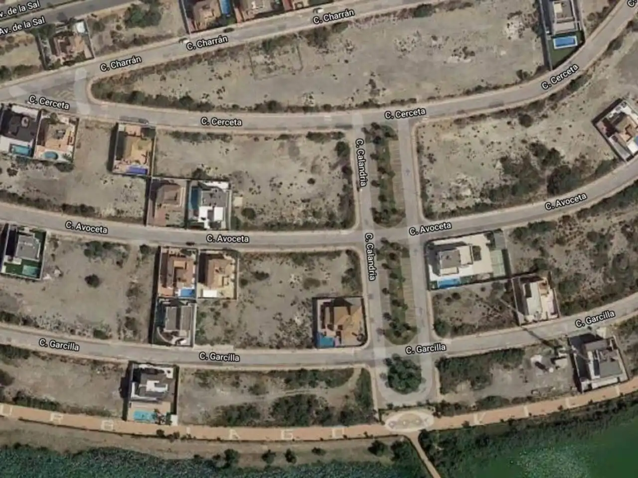 Terreny residencial en venda a Almerimar