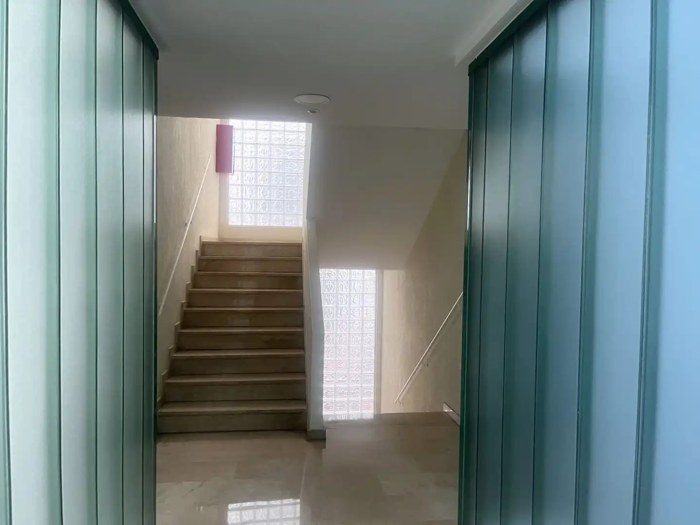 Wohnung zur Miete in Sevilla mit Klimaanlage und Heizung