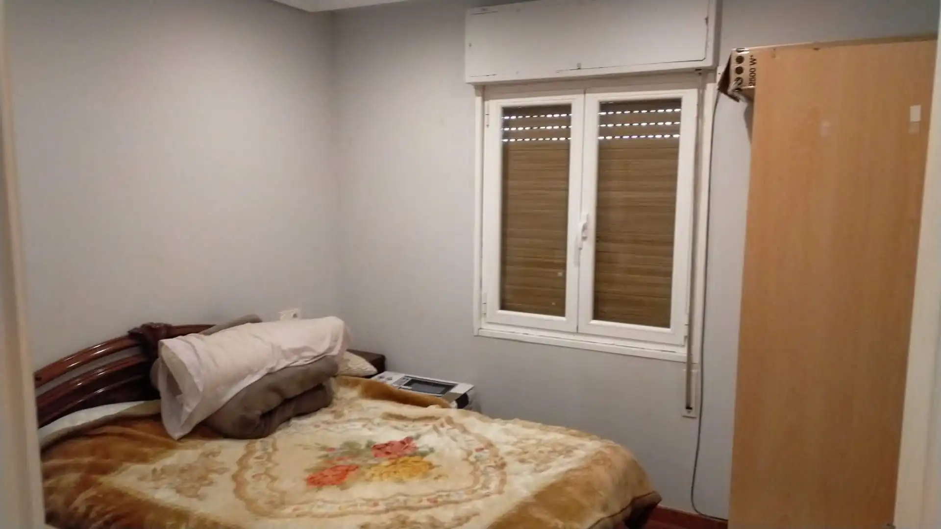 Bedroom of Flat for sale in Irun 