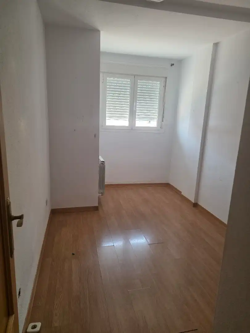 Bedroom of Flat for sale in Madrid  with Heating, Storage room and Alarm