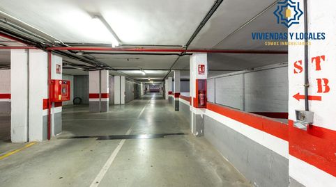 Foto 2 de Garaje en venta en Angustias - Chana - Encina, Granada Capital