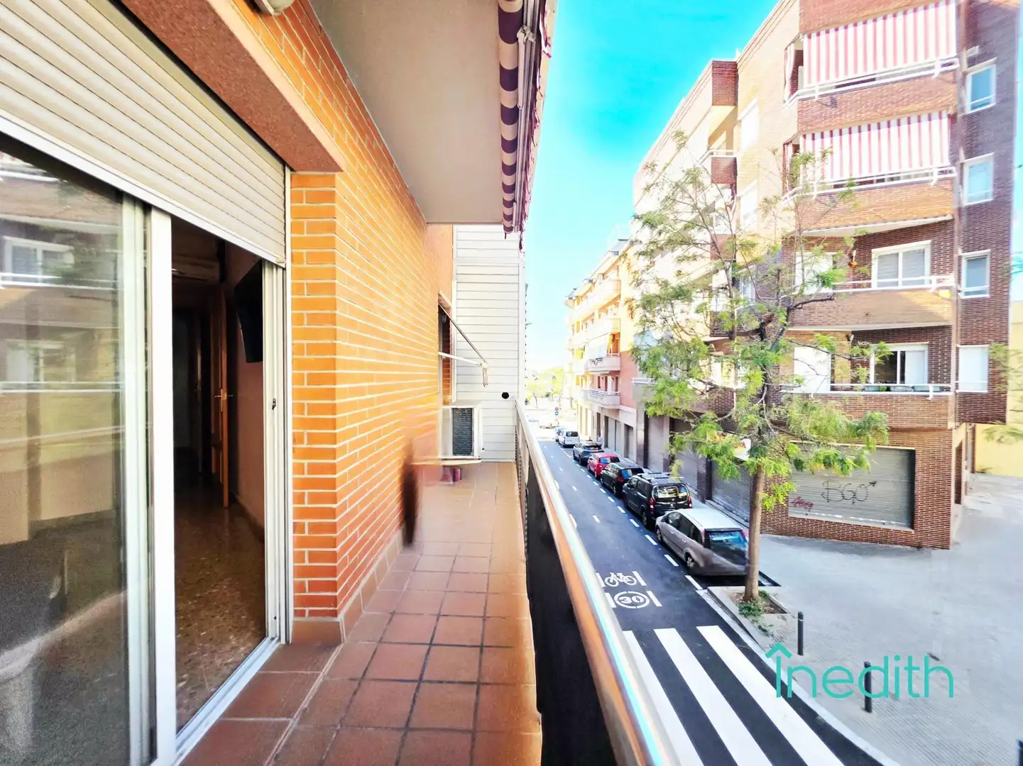 Vista exterior de Piso en venta en Viladecans con Aire acondicionado, Calefacción y Terraza