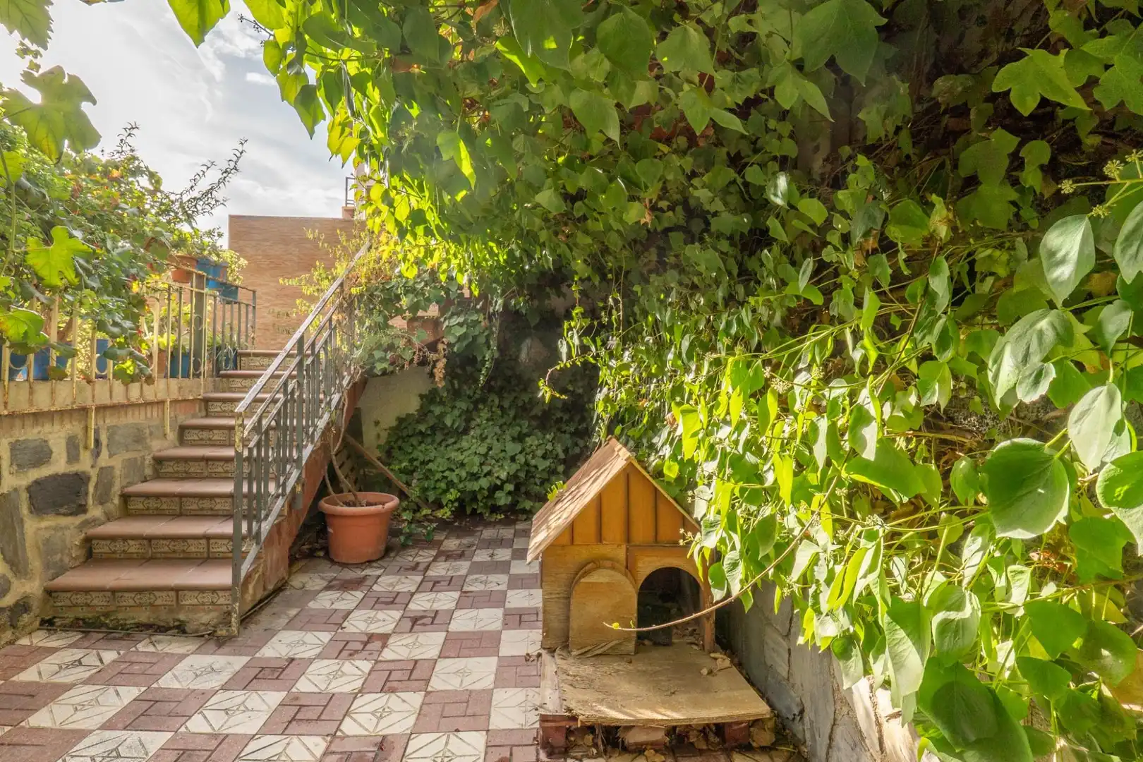 Terrassa de Casa o xalet en venda en La Zubia amb Calefacció, Jardí privat i Terrassa