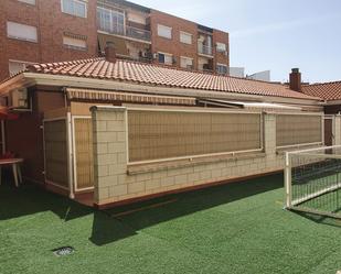 Terrassa de Casa o xalet en venda en Puertollano amb Aire condicionat, Moblat i Piscina comunitària
