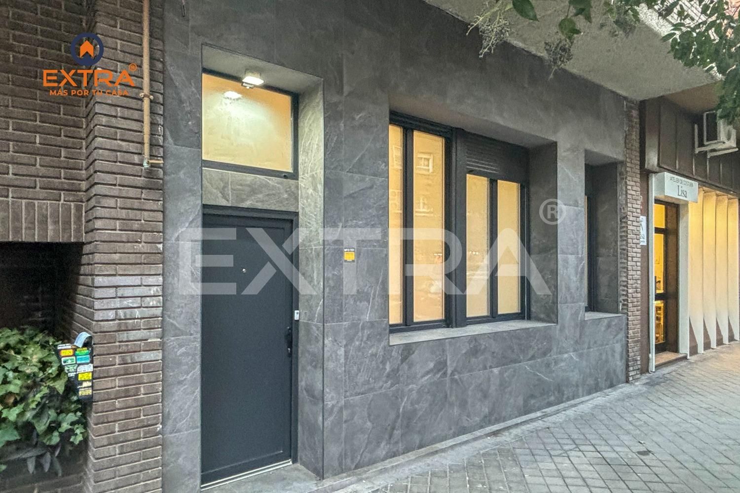 Exterior view of Planta baja for sale in  Madrid Capital  with Air Conditioner and Heating