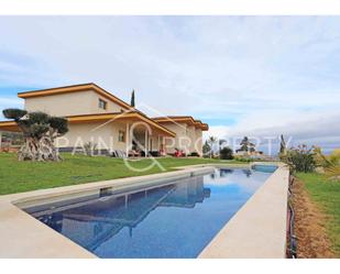 Exterior view of House or chalet for sale in Alaquàs  with Terrace and Swimming Pool