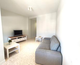 Sala d'estar de Pis en venda en Motril amb Terrassa