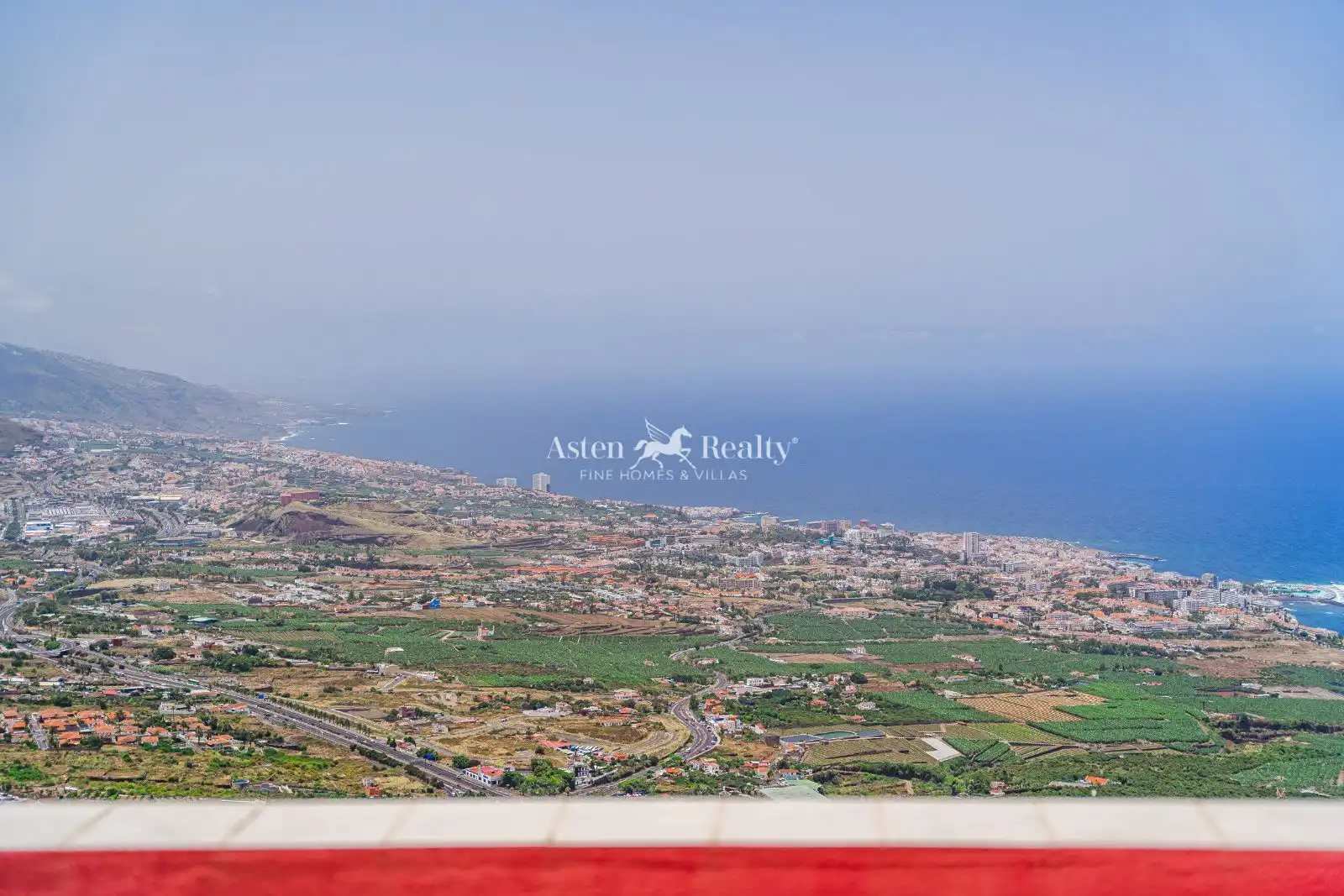 Vista exterior de Casa adosada en venta en La Orotava con Terraza y Amueblado