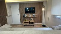 Living room of Flat for sale in  Zaragoza Capital  with Air Conditioner, Heating and Terrace