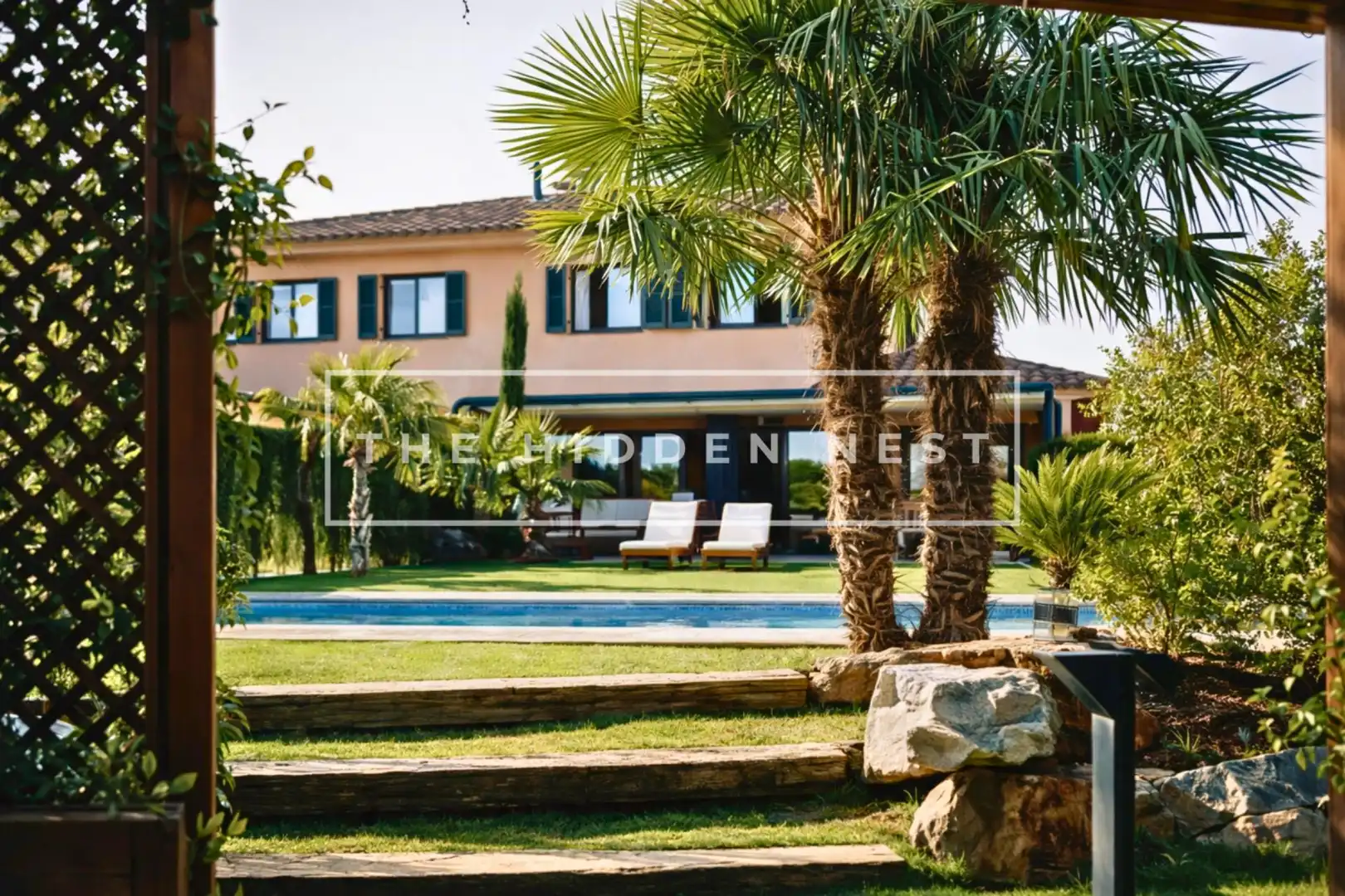 Garden of Houses for sale in Navata  with Air Conditioner, Heating and Private garden