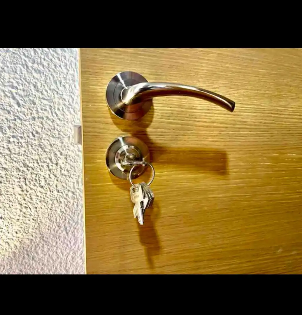 Schlafzimmer von Wohnung zur untervermieten in Valencia mit Klimaanlage, Heizung und Möbliert