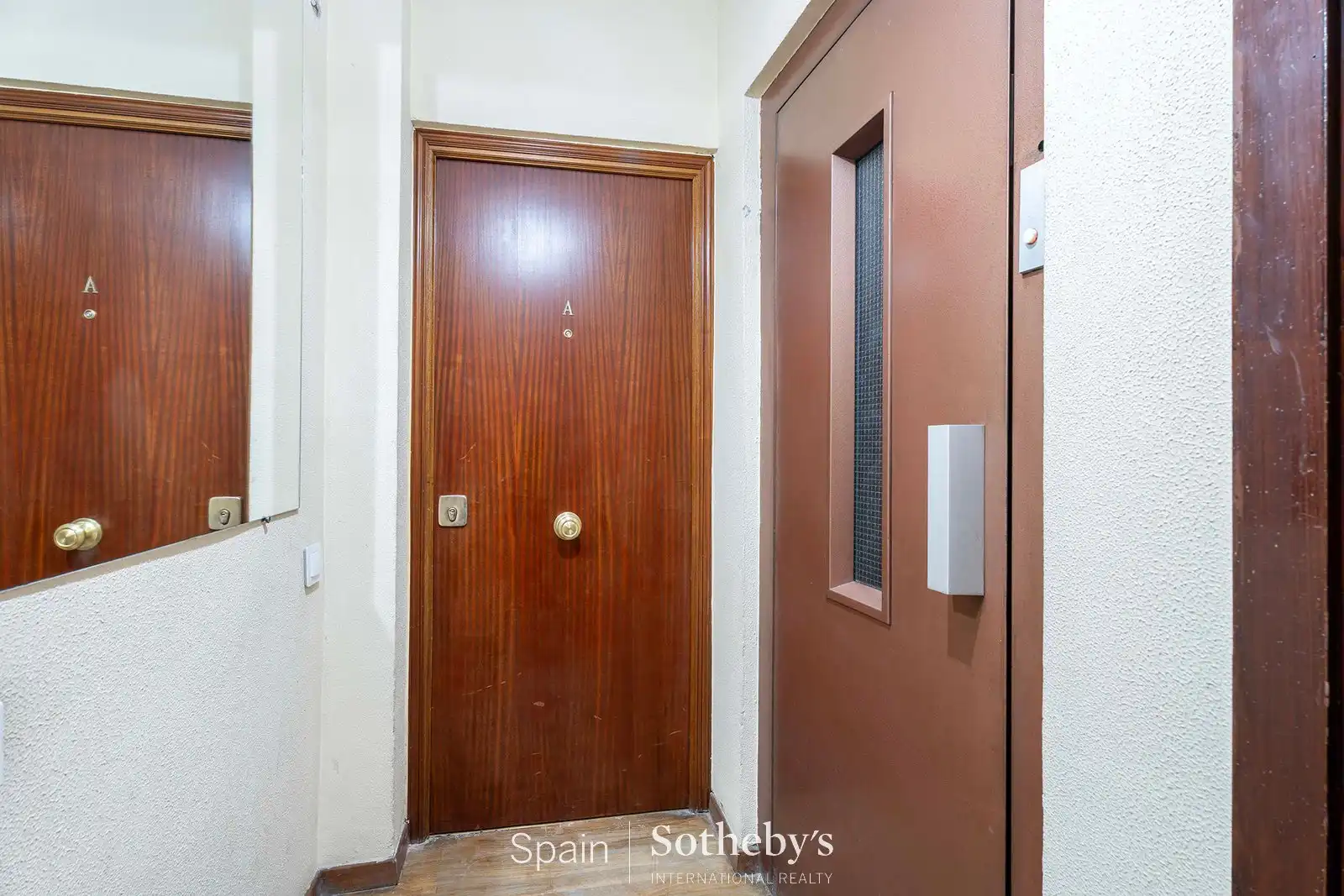 Mini appartamento con ascensore in vendita a Calle de Ventura Rodríguez, imagen 39
