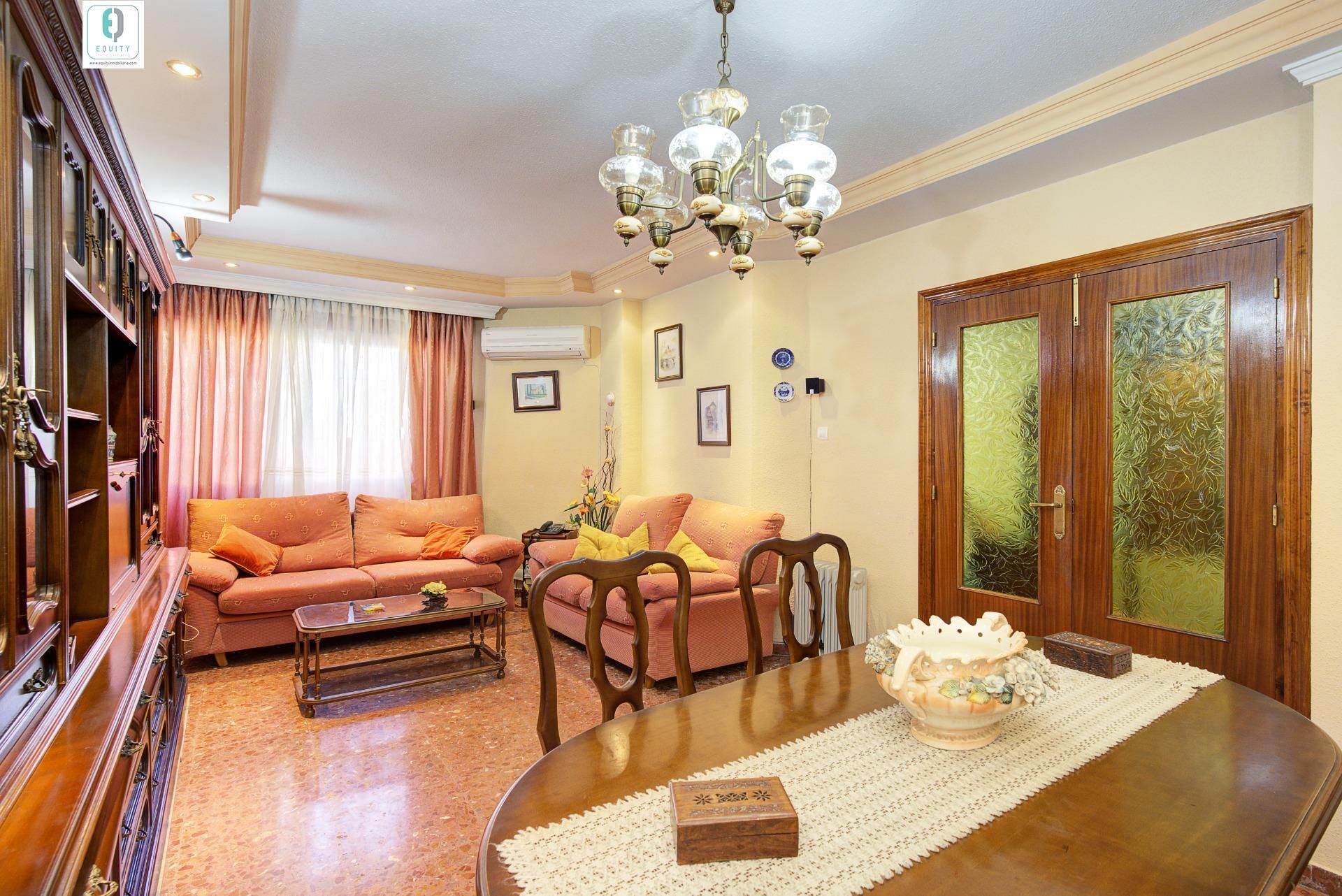 Living room of House or chalet for sale in Churriana de la Vega  with Air Conditioner