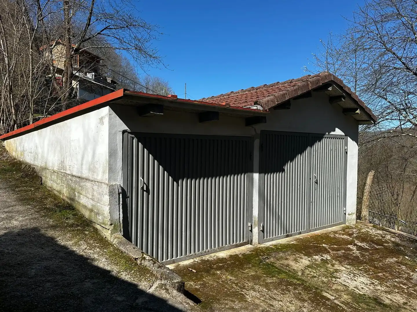 Exterior view of Houses for sale in San Martín del Rey Aurelio  with Heating, Terrace and Storage room