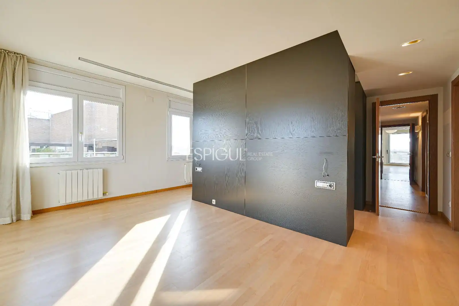 Bedroom of Attic for sale in Girona  with Air Conditioner, Heating and Terrace