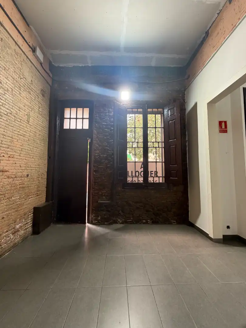 Local commercial à louer à Carrer de Marià Sans 20, imagen 8