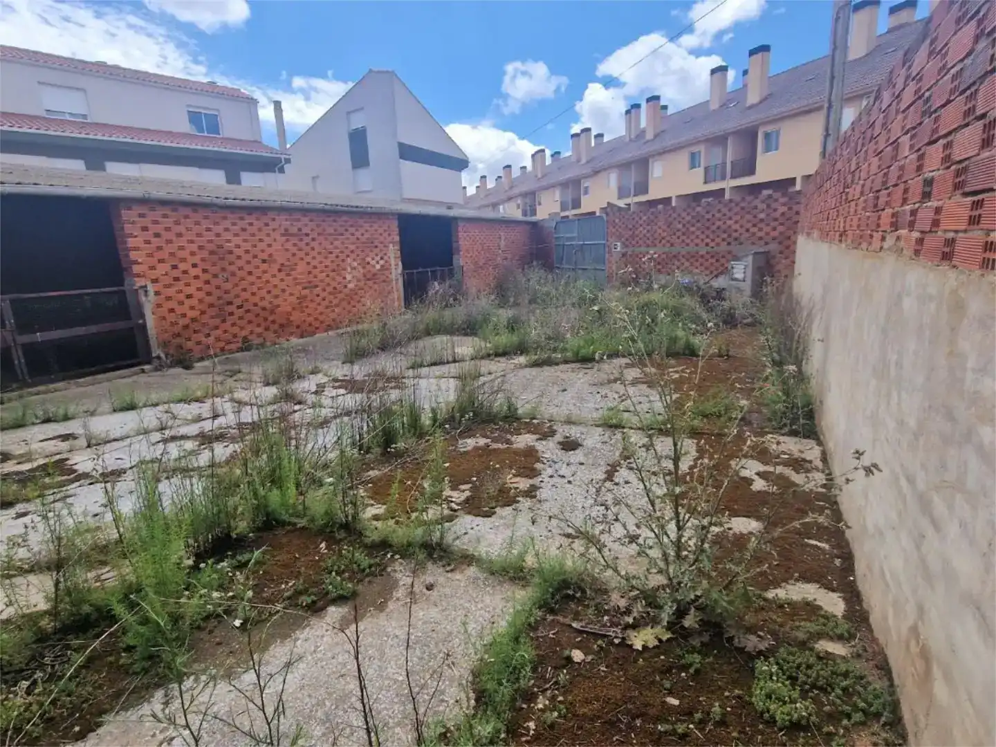 Planta baixa en venda en Monfarracinos