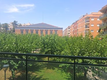 Piso con balcón en venta en Carrer d'Hernán Cortés 56