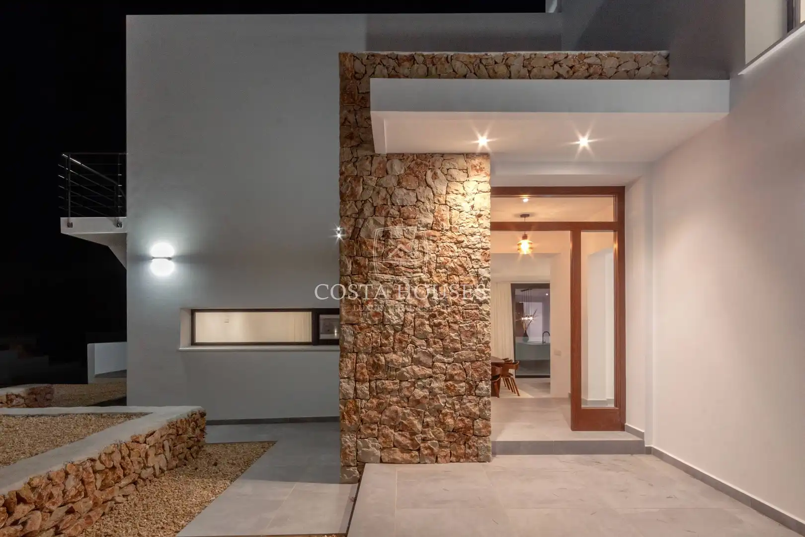 Houses for sale in Jávea / Xàbia  with Air Conditioner, Private garden and Terrace