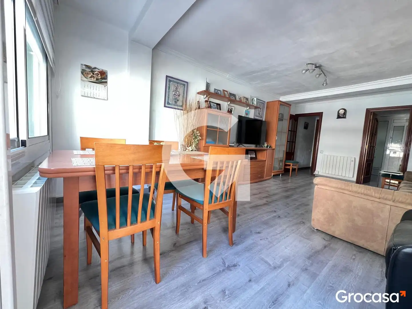 Comedor de Piso en venta en Rubí con Aire acondicionado, Calefacción y Amueblado