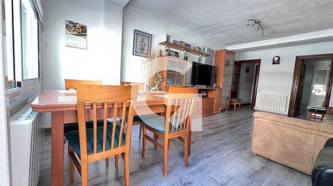 Foto 2 de Piso en venta en Pz Neus Català I Pallejà, Les Torres, Rubí